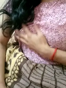 Hot Fiza0 online show from February 3, 2026, 4:56 pm