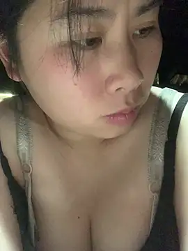 patry33 online show from March 24, 2026, 3:06 am