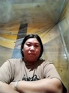 Snapshot of kussecka chatting on February 10, 2026, 9:36 pm kussecka online show from February 10, 2026, 9:36 pm