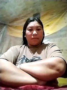 Snapshot of kussecka chatting on February 8, 2026, 8:17 pm kussecka online show from February 8, 2026, 8:17 pm