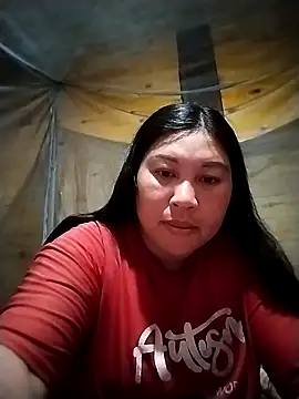 Snapshot of kussecka chatting on February 16, 2026, 1:10 pm kussecka online show from February 16, 2026, 1:10 pm