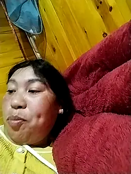 Snapshot of kussecka chatting on February 24, 2026, 12:06 pm kussecka online show from February 24, 2026, 12:06 pm