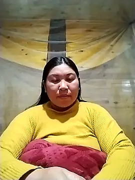 Snapshot of kussecka chatting on February 4, 2026, 2:17 am kussecka online show from February 4, 2026, 2:17 am