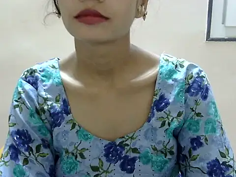 Snapshot of Kulsum_S chatting on May 27, 2026, 11:28 am Kulsum S online show from May 27, 2026, 11:28 am