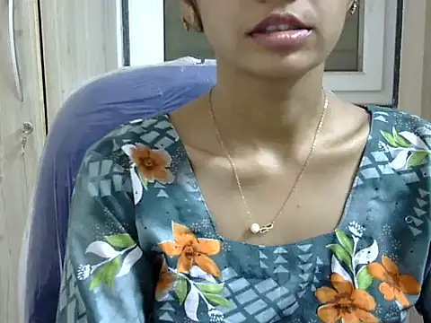 Snapshot of Kulsum_S chatting on March 26, 2026, 11:30 am Kulsum S online show from March 26, 2026, 11:30 am