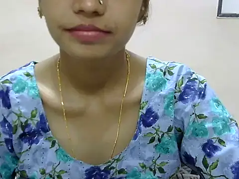 Snapshot of Kulsum_S chatting on May 5, 2026, 11:46 am Kulsum S online show from May 5, 2026, 11:46 am