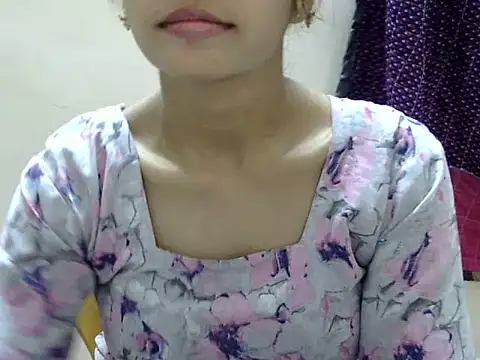 Snapshot of Kulsum_S chatting on July 26, 2026, 1:51 pm Kulsum S online show from July 26, 2026, 1:51 pm