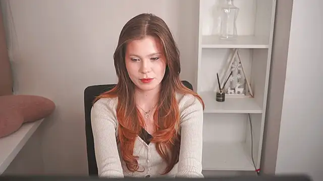 MarnieWootan online show from March 31, 2026, 6:32 pm