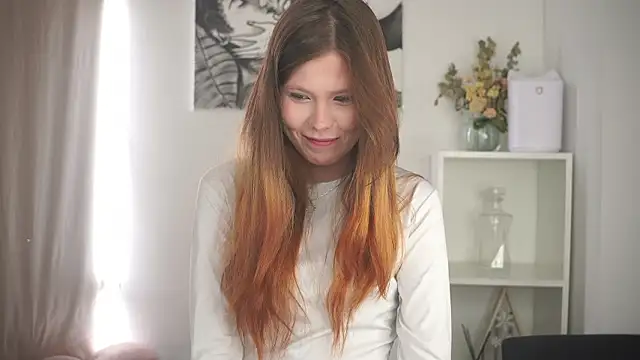 MarnieWootan online show from March 16, 2026, 5:44 am