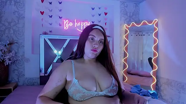 Snapshot of SABRIINA_TAY chatting on April 10, 2026, 2:57 pm SABRIINA TAY online show from April 10, 2026, 2:57 pm