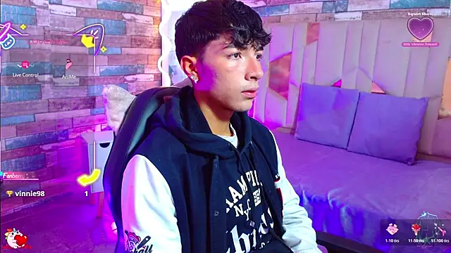 Snapshot of osamu_tay chatting on March 10, 2026, 11:47 am osamu tay online show from March 10, 2026, 11:47 am