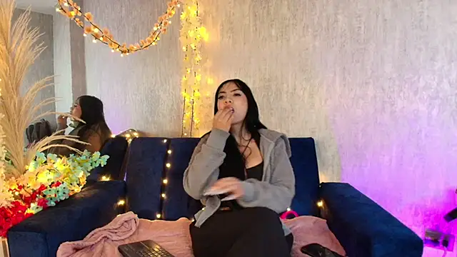 Snapshot of ValerySilva chatting on March 21, 2026, 8:41 am ValerySilva online show from March 21, 2026, 8:41 am