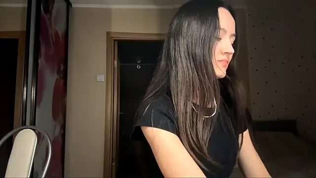 Kiaicatie online show from February 4, 2026, 5:52 pm