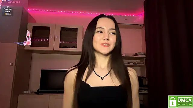 Kiaicatie online show from March 12, 2026, 6:12 pm