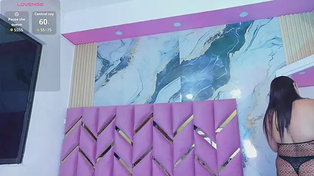 Snapshot of Rizantella chatting on April 15, 2026, 2:50 am Rizantella online show from April 15, 2026, 2:50 am