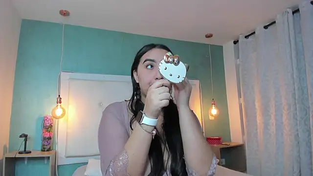 Snapshot of DominikDiaz chatting on February 10, 2026, 8:19 pm DominikDiaz online show from February 10, 2026, 8:19 pm