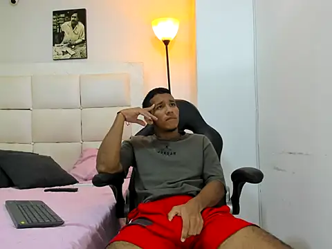 ricky spensar23cm  online show from February 15, 2026, 2:12 am