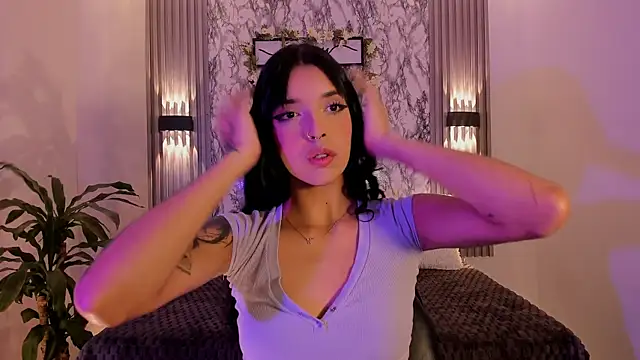 ChloeeMasonn online show from May 9, 2026, 11:02 am