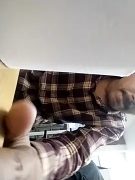 manishk0 online show from February 5, 2026, 8:26 pm