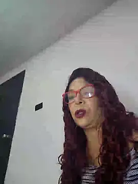 Scarlet curly8a online show from April 14, 2026, 10:31 am