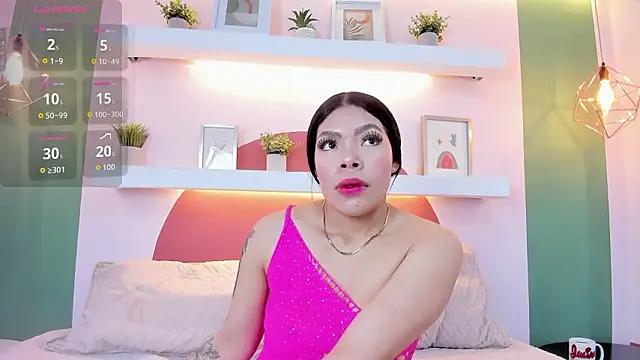 Sophia Salem online show from March 14, 2026, 12:00 pm