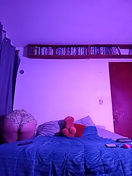 Snapshot of NicoOlivia chatting on February 24, 2026, 4:46 am NicoOlivia online show from February 24, 2026, 4:46 am