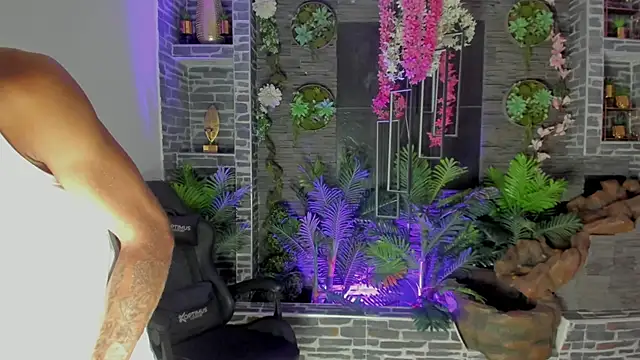 Snapshot of Rpoolrboy chatting on March 12, 2026, 8:46 pm Rpoolrboy online show from March 12, 2026, 8:46 pm