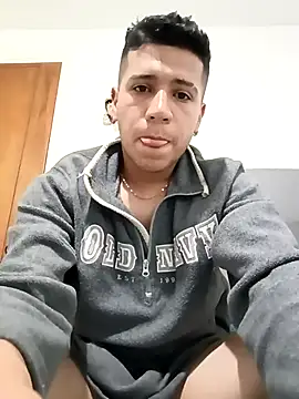 Snapshot of Andrew18ramirez chatting on March 23, 2026, 4:45 am Andrew18ramirez online show from March 23, 2026, 4:45 am