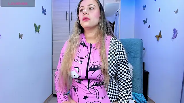 Maria camila776 online show from April 18, 2026, 6:54 pm