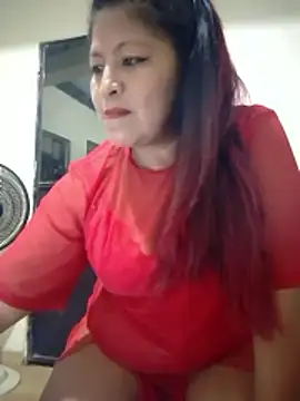 Snapshot of LaylaWinxxx chatting on February 14, 2026, 3:51 am LaylaWinxxx online show from February 14, 2026, 3:51 am