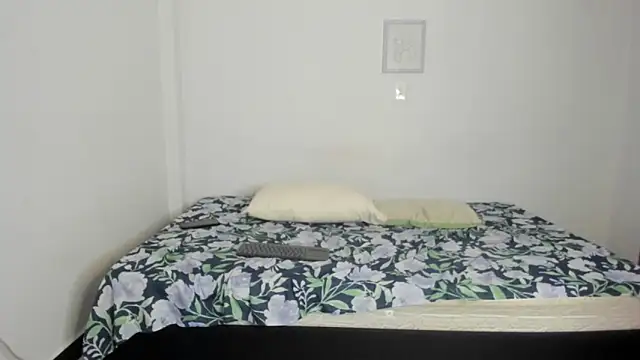 Snapshot of Vlad__night chatting on March 25, 2026, 3:39 am Vlad night online show from March 25, 2026, 3:39 am