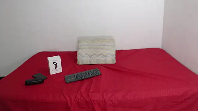 Snapshot of Vlad__night chatting on April 13, 2026, 3:43 am Vlad night online show from April 13, 2026, 3:43 am