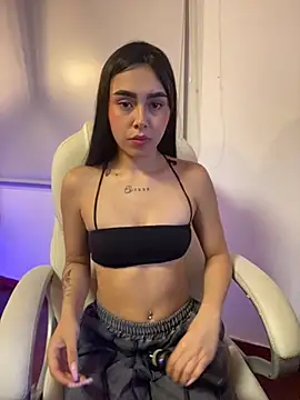 scarlett pinkk1 online show from March 3, 2026, 4:52 am