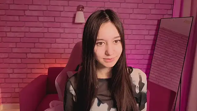 Snapshot of Nicole_Brownie chatting on May 19, 2026, 1:10 am Nicole Brownie online show from May 19, 2026, 1:10 am