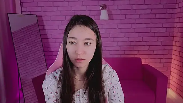 Nicole Brownie online show from February 19, 2026, 1:57 am