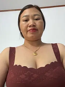 Snapshot of Puka2001 chatting on February 5, 2026, 4:19 am Puka2001 online show from February 5, 2026, 4:19 am