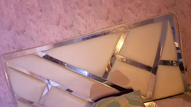 Benny and Mark online show from February 28, 2026, 3:39 am