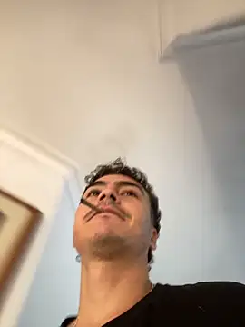 Snapshot of vanilla_Kush chatting on February 25, 2026, 3:56 pm vanilla Kush online show from February 25, 2026, 3:56 pm