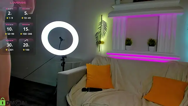 Betty Andrews online show from February 21, 2026, 9:22 am