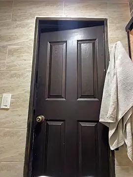 Maximuz1920 online show from April 8, 2026, 7:26 pm