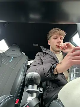 YoungSkinnyBoy20 online show from February 16, 2026, 12:04 pm