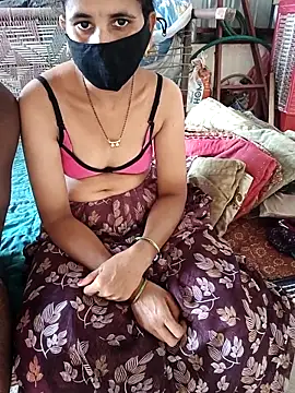 Snapshot of desicpl26 chatting on February 14, 2026, 9:20 am desicpl26 online show from February 14, 2026, 9:20 am