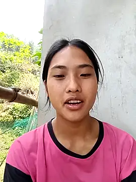 Snapshot of Hoa-tuylip chatting on April 3, 2026, 5:25 am Hoa-tuylip online show from April 3, 2026, 5:25 am