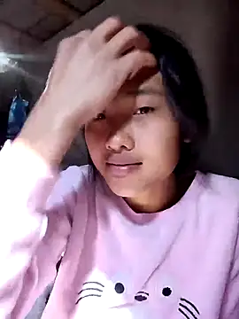 Snapshot of Hoa-tuylip chatting on March 10, 2026, 12:53 pm Hoa-tuylip online show from March 10, 2026, 12:53 pm