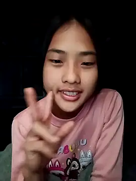 Snapshot of Hoa-tuylip chatting on March 8, 2026, 12:38 am Hoa-tuylip online show from March 8, 2026, 12:38 am