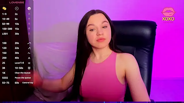 Snapshot of Mia_Mia999 chatting on April 8, 2026, 7:48 pm Mia Mia999 online show from April 8, 2026, 7:48 pm