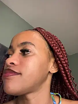 Snapshot of Hot_Mess18 chatting on February 3, 2026, 7:52 pm Hot Mess18 online show from February 3, 2026, 7:52 pm