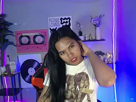 Seductive Cockybella online show from April 25, 2026, 2:03 am