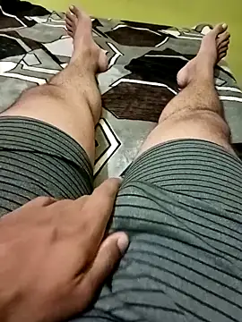 Snapshot of DrinkMeIn chatting on February 15, 2026, 6:47 am DrinkMeIn online show from February 15, 2026, 6:47 am