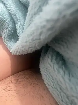 teubrinquedinho online show from April 4, 2026, 4:52 am